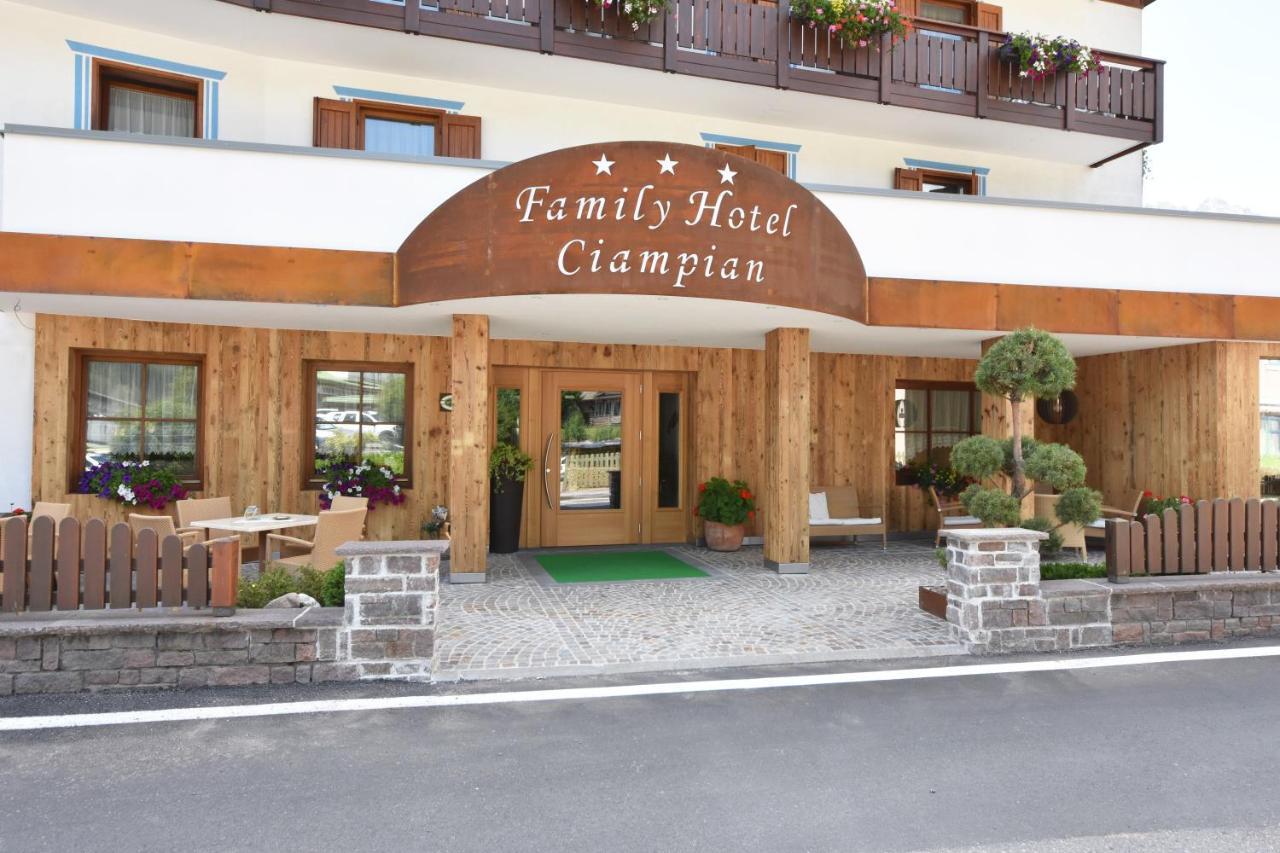 Hotel Ciampian 모에나 외부 사진